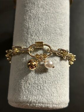 Gold Pearl Charm Bracelet - Elegant Women's Jewelry